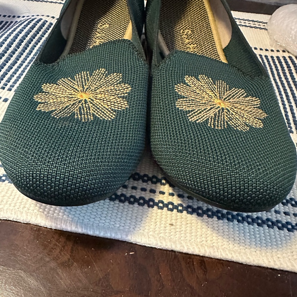 Pre-Loved Rothy's Evergreen Knit Loafer Flats (RETIRED) - Picture 6 of 6
